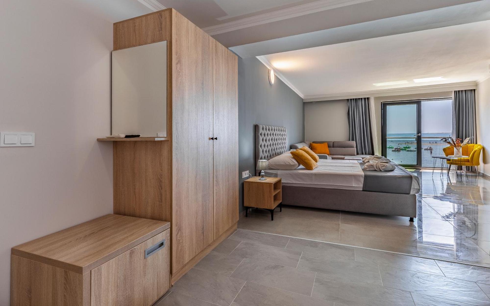Hotel Koral เมดูลิน ภายนอก รูปภาพ
