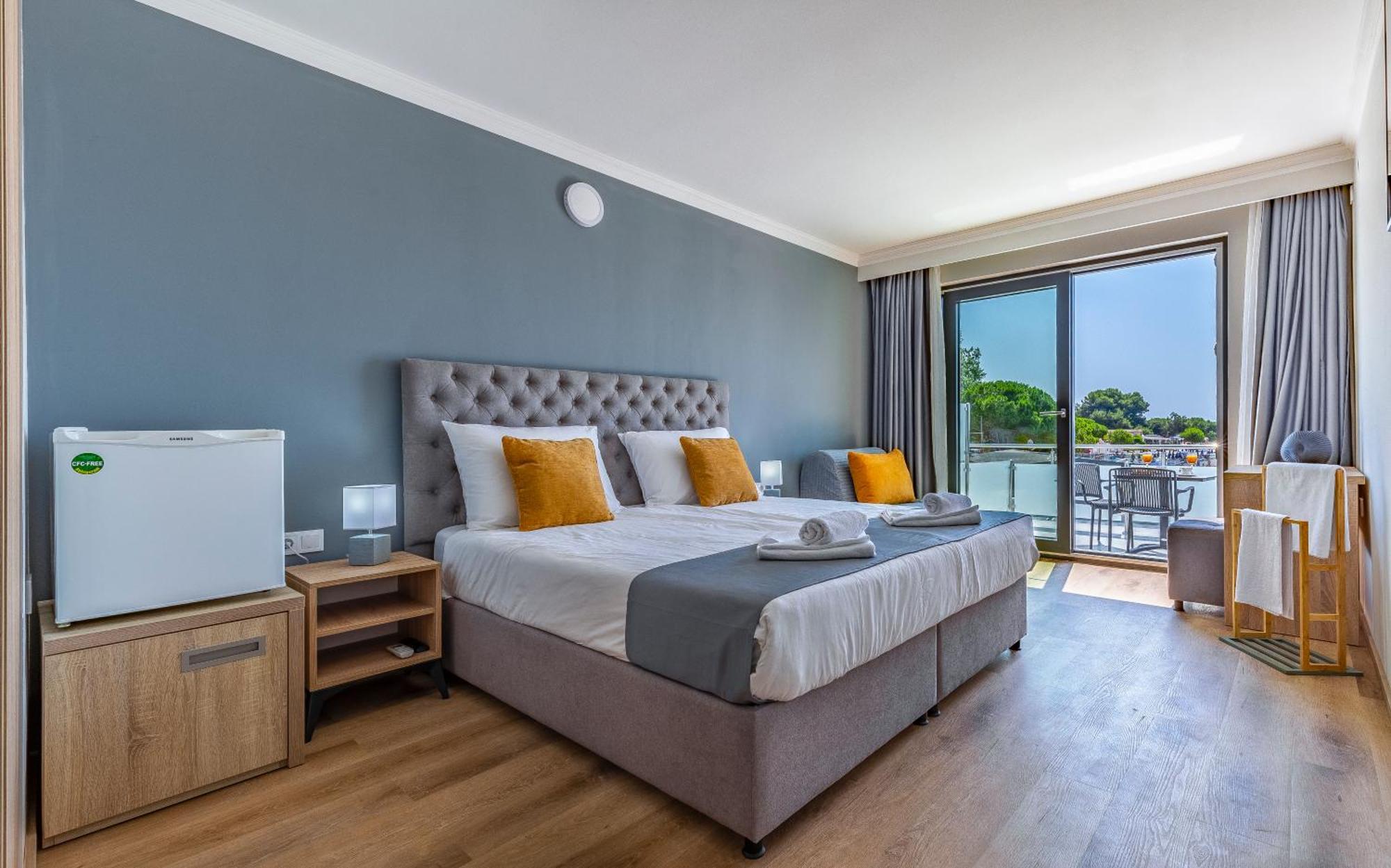 Hotel Koral เมดูลิน ภายนอก รูปภาพ