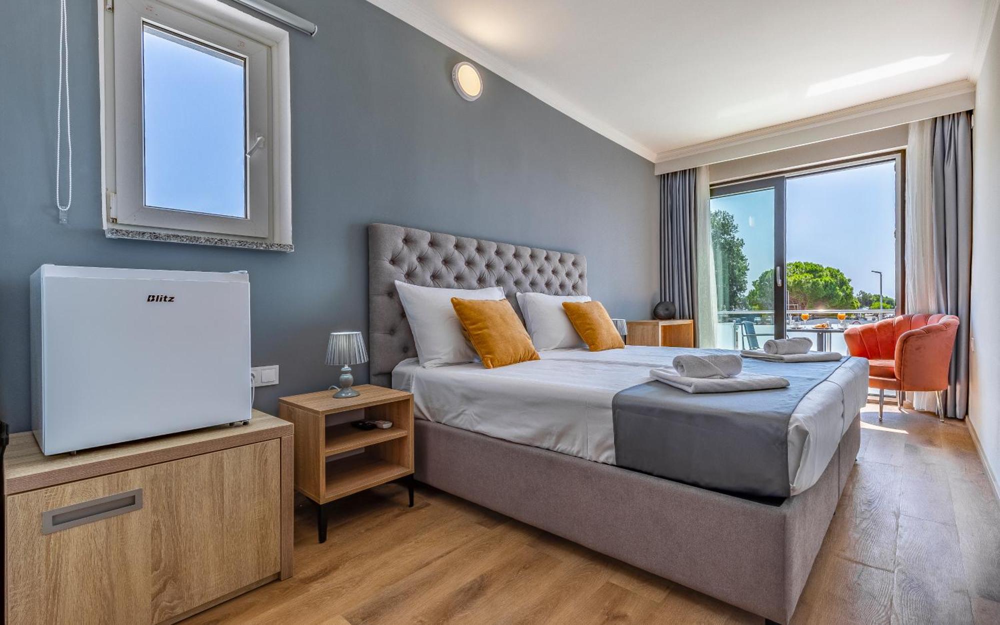 Hotel Koral เมดูลิน ภายนอก รูปภาพ